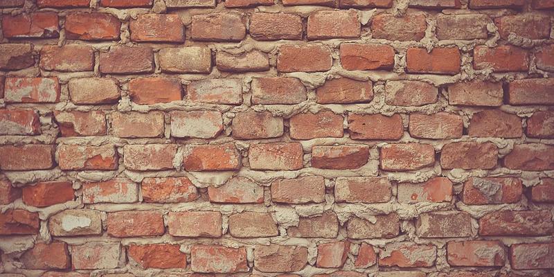 无锡老小区改造必读：如何选择林内燃气热水器型号，兼顾壁挂炉保养与安全安装