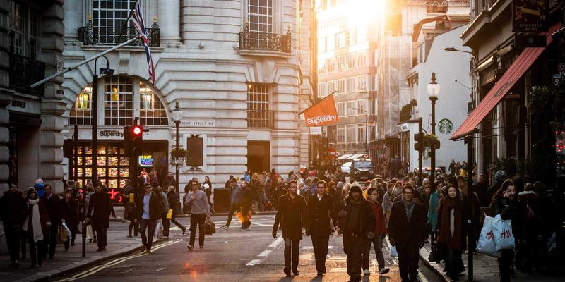 无锡高层住宅水压波动难题破解：林内燃气热水器恒温技术深度实测